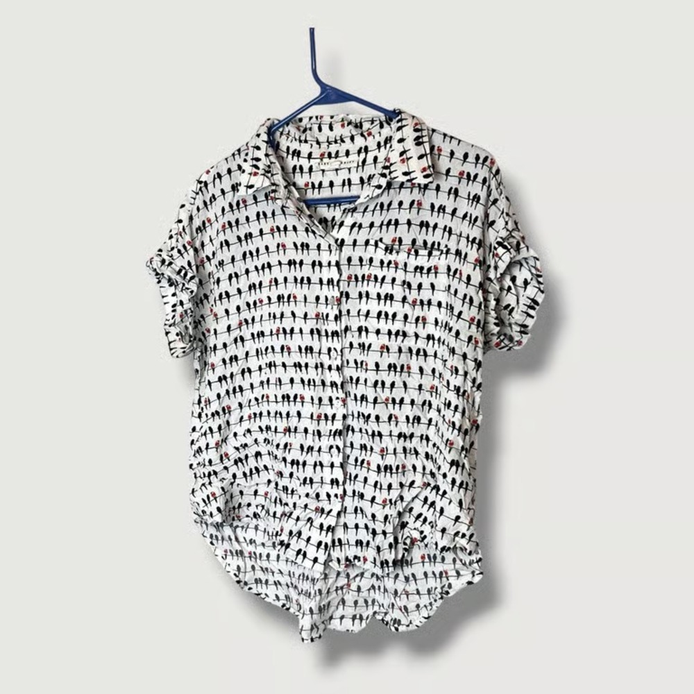 Jane and Delaney White Bird Parrot Button Up‎ Shirt Size Medium